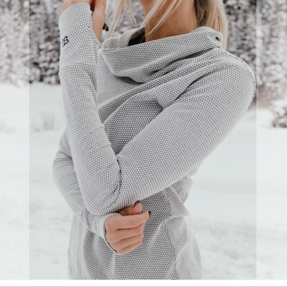 Albion honeycomb cowl neck sweatshirt Size M